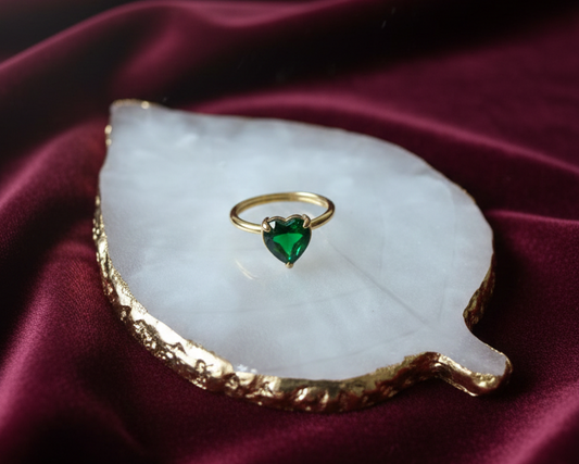 Emerald Heart Ring — Gold Adjustable Romantic Band