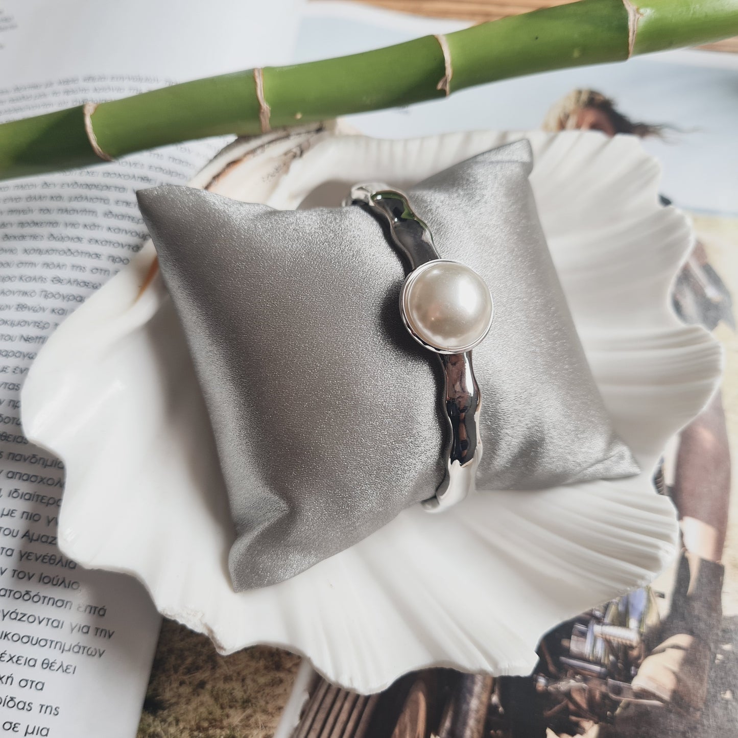 Classic Pearl Cuff Bracelet — Gold / Silver Elegance